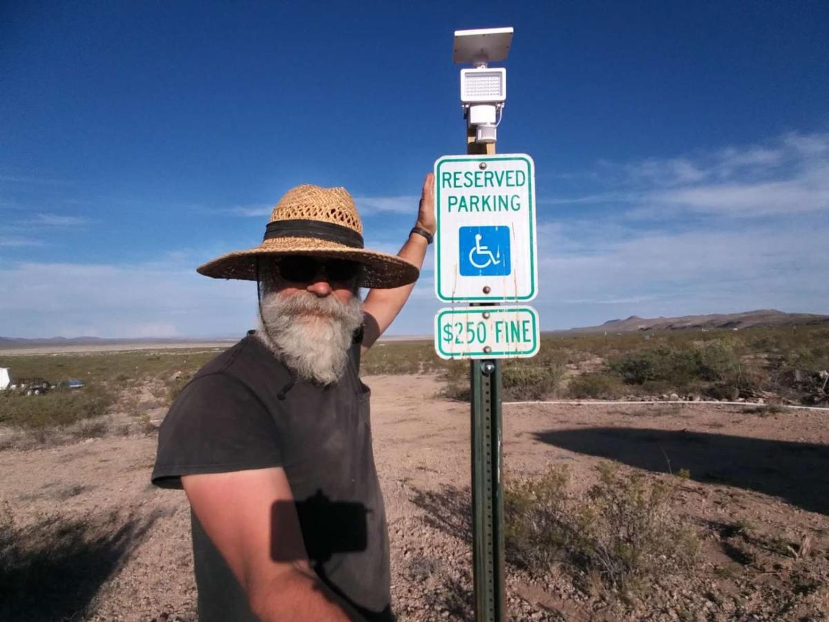 Camping At Desert Gardens Oasis In Lobo, Tx Van Horn Exteriör bild